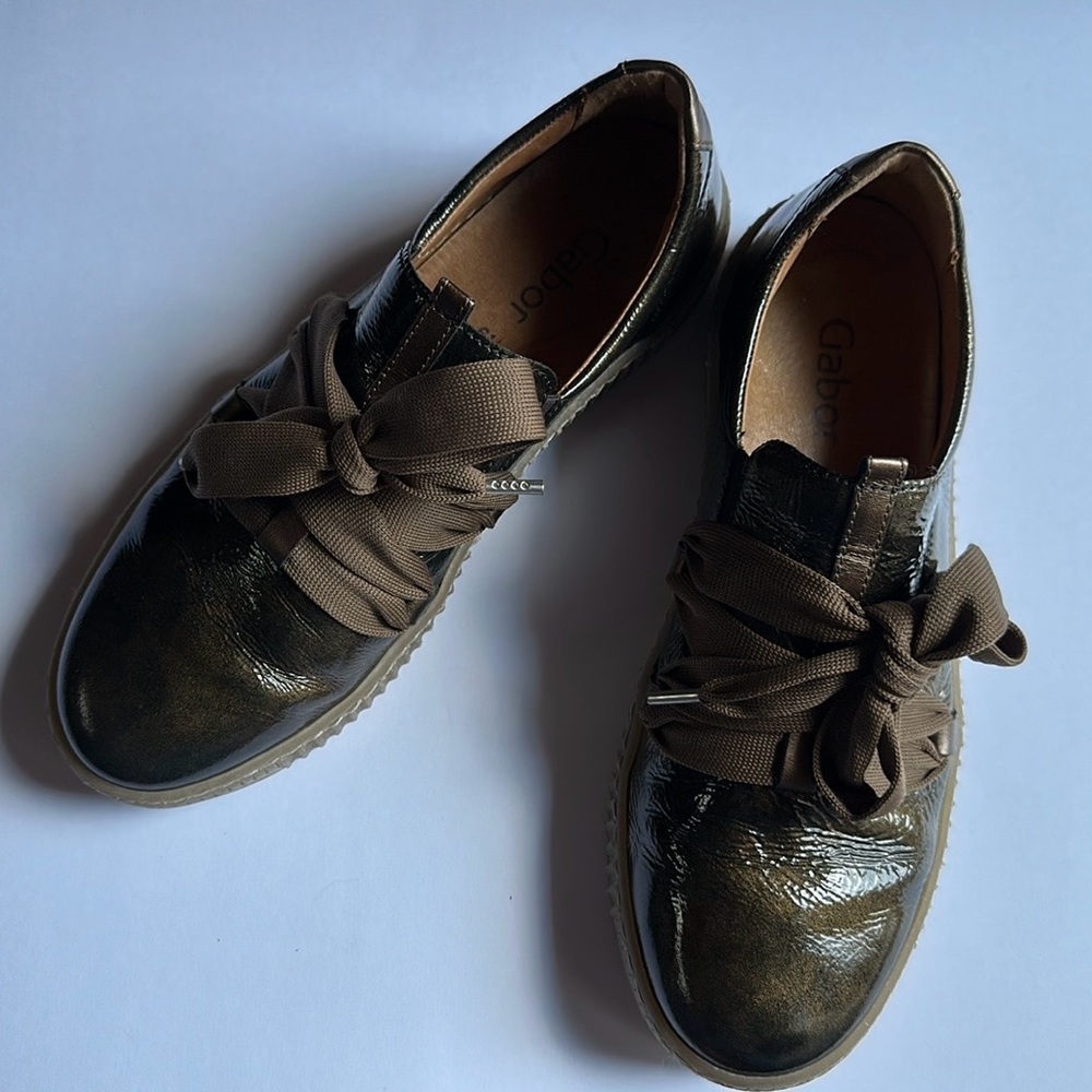 Gabor Best Fitting Metallic Olive Green Patent Leather Sneakers Ribbon Lace - Picture 1 of 11